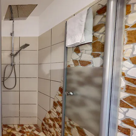 Appartamento Alberta*****